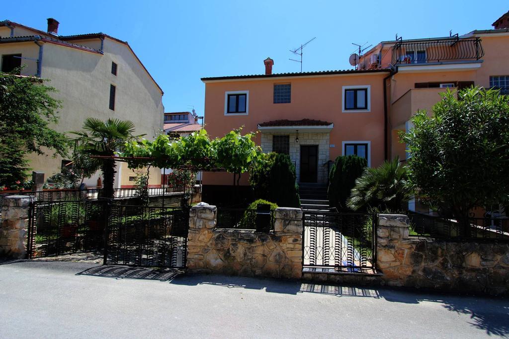 Apartments Branko Ρόβινι Εξωτερικό φωτογραφία